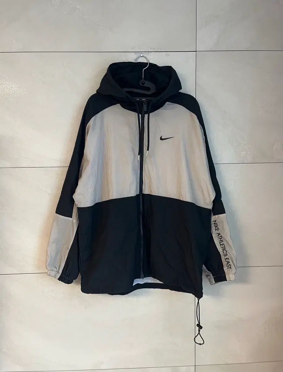 XL NIKE アスレチック ウィンドランナー ウーブン ウィンドブレーカー