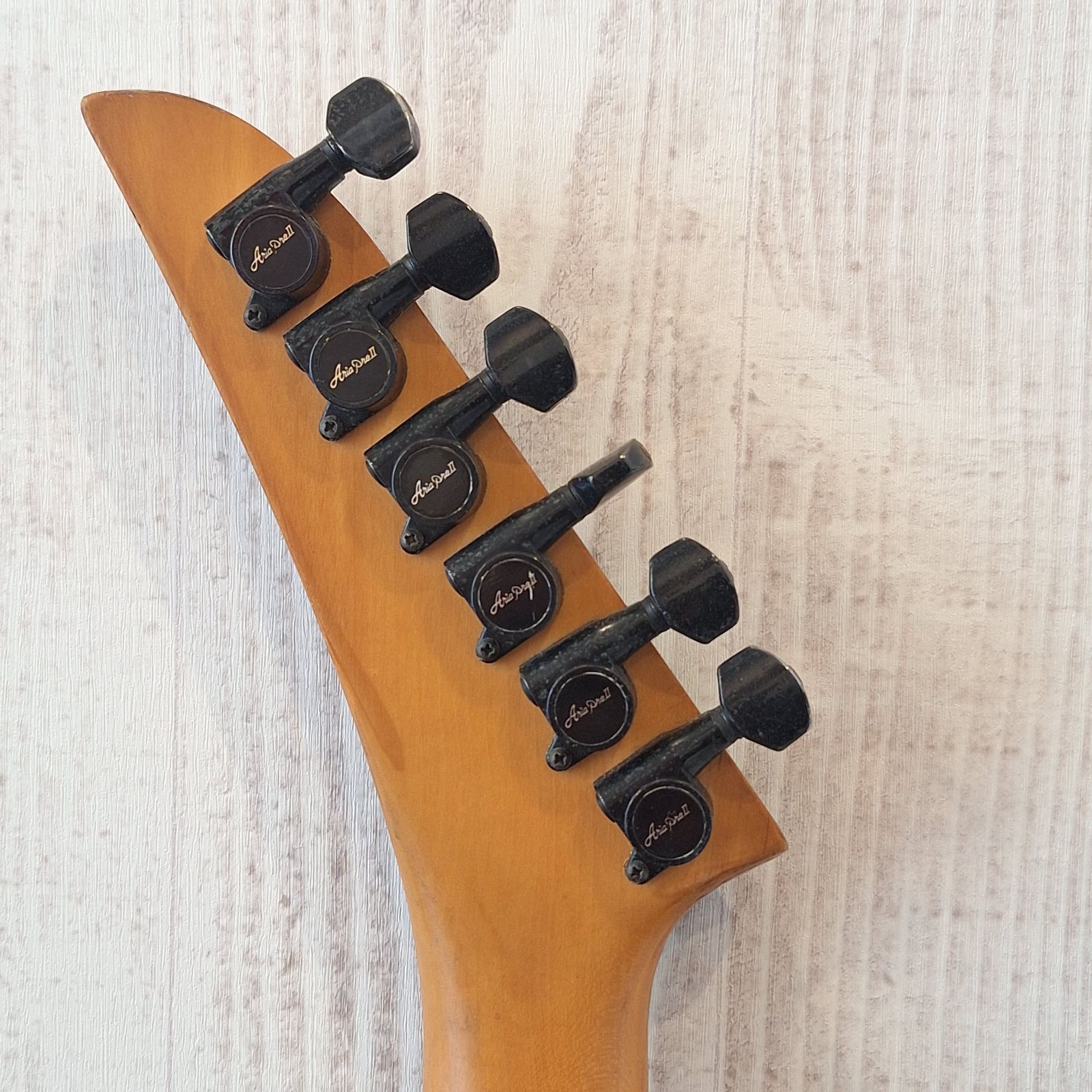Aria Pro2 エレキギター ギター アリアプロ XR-ST-2B XR-series