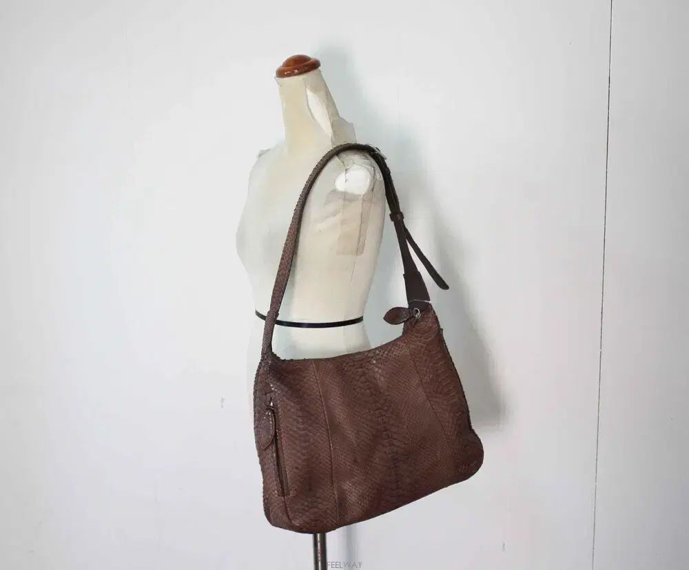 B-10269/デルリカト レディース パイソン柄 ショルダーバッグ 8,382円
