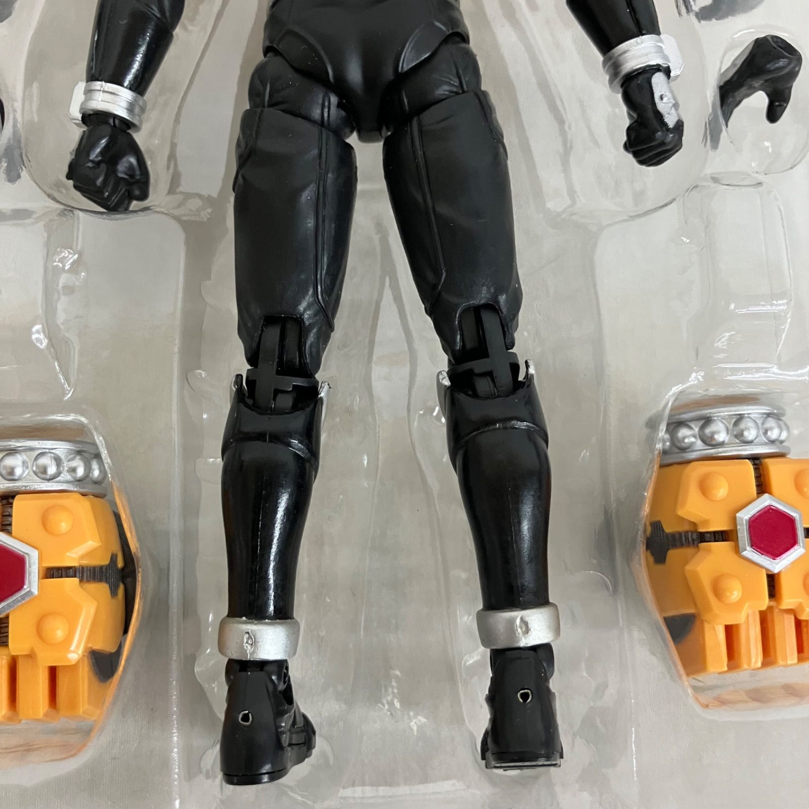 中古 仮面ライダー鎧武 S.H.Figuarts 仮面ライダーナックルクルミ 