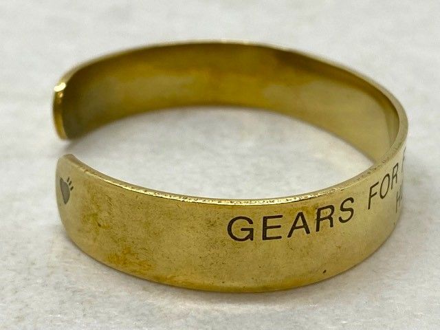 HUMAN MADE/ヒューマンメイド ロゴ刻印 バングル ブレスレット