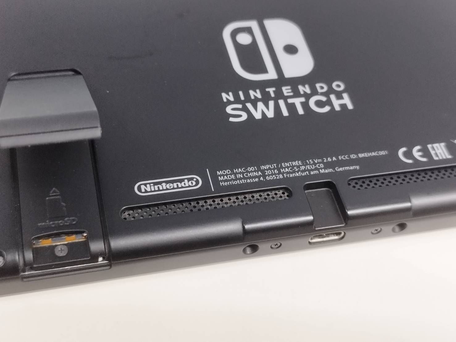 Nintendo Switch 本体 HAC-001/2016年製 - メルカリ