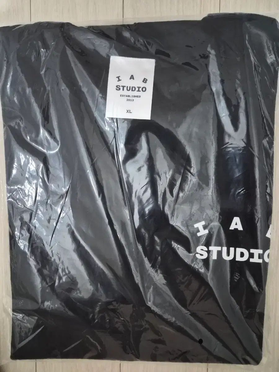 IAB STUDIO Tシャツ ブラック XL 新品