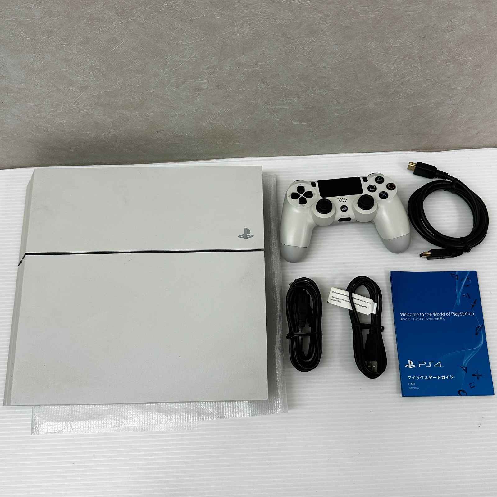 PlayStation 4 グレイシャーホワイト 500GB CUH-1200AB02 中古品 ※商品 