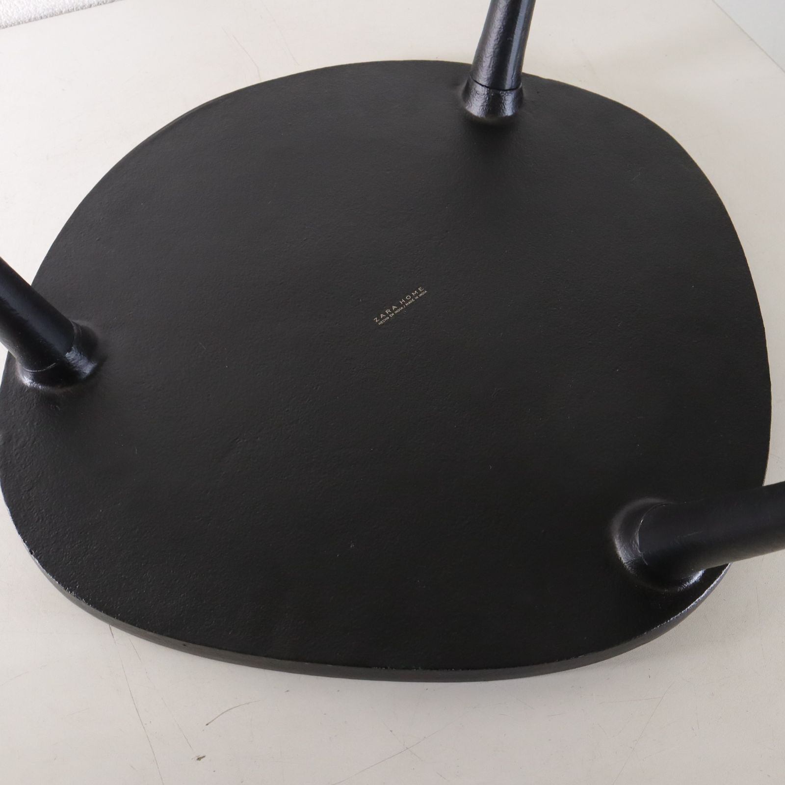ZARA HOME ザラホーム メタル サイドテーブル 小 42cm 3本脚 ブラック