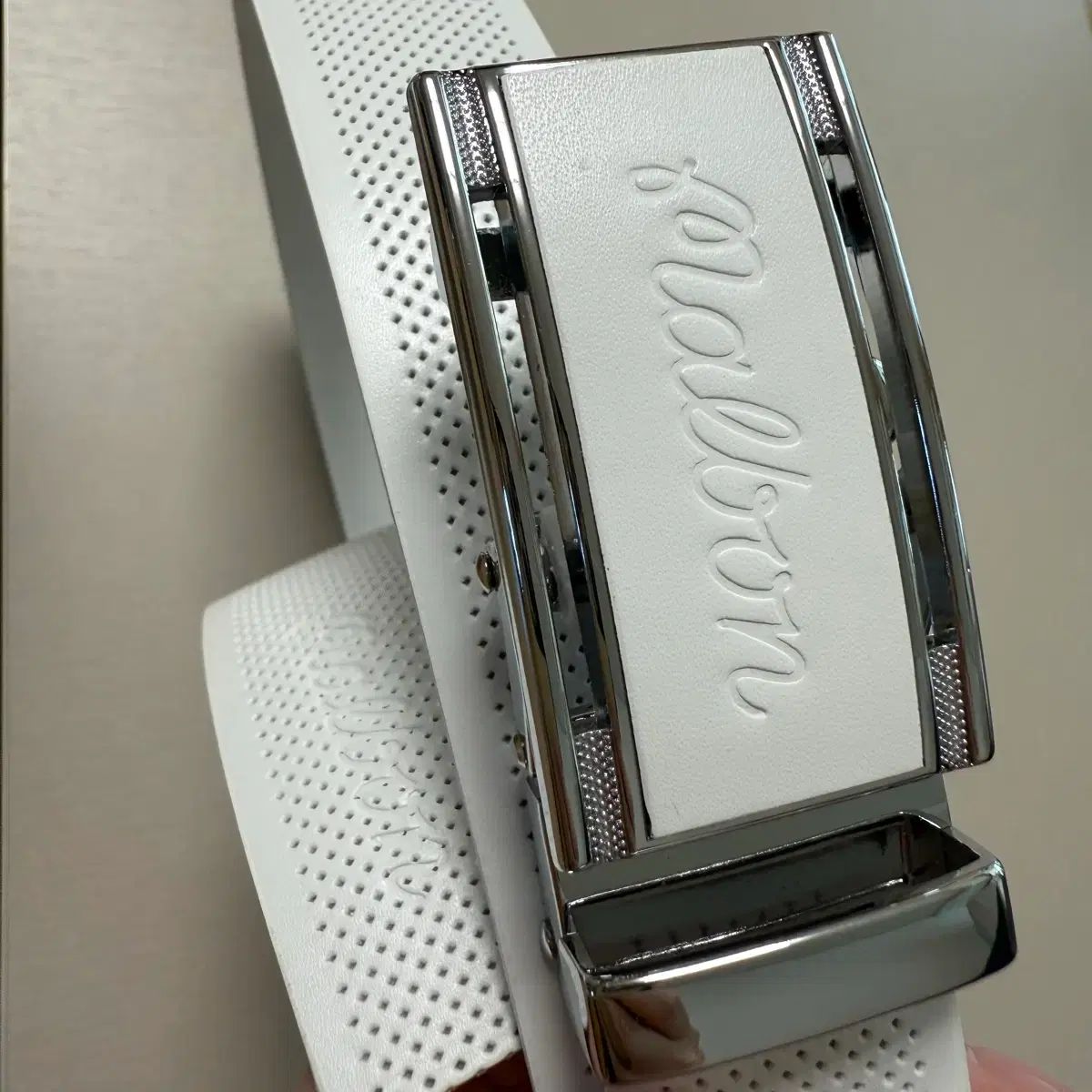 マルボンゴルフ 自動ベルト 白 新品