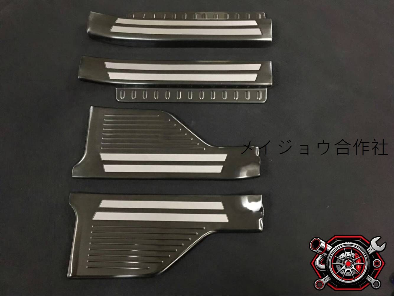 人気商品トヨタROOMY専用 ステンレス製ドアシルプレート 4点セット 迎賓踏板 ドアノブ保護 スタイリッシュで高級感UP！cp618