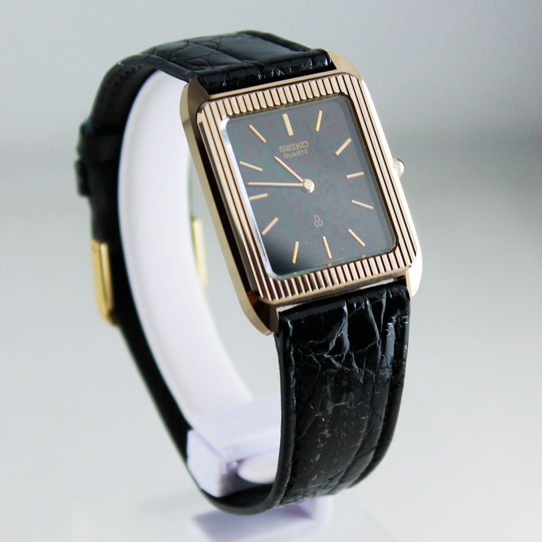 TTS-137 SEIKO DOLCE 6020-5700 80年代 クォーツ 超硬質合金 NSAG