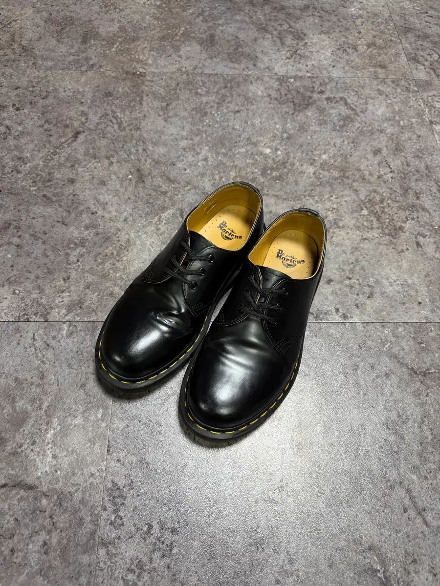DR. MARTENS ドクターマーチン 1461 スムース 240