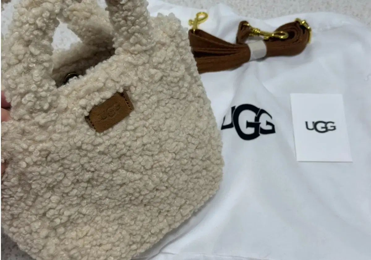 UGG ミニバック