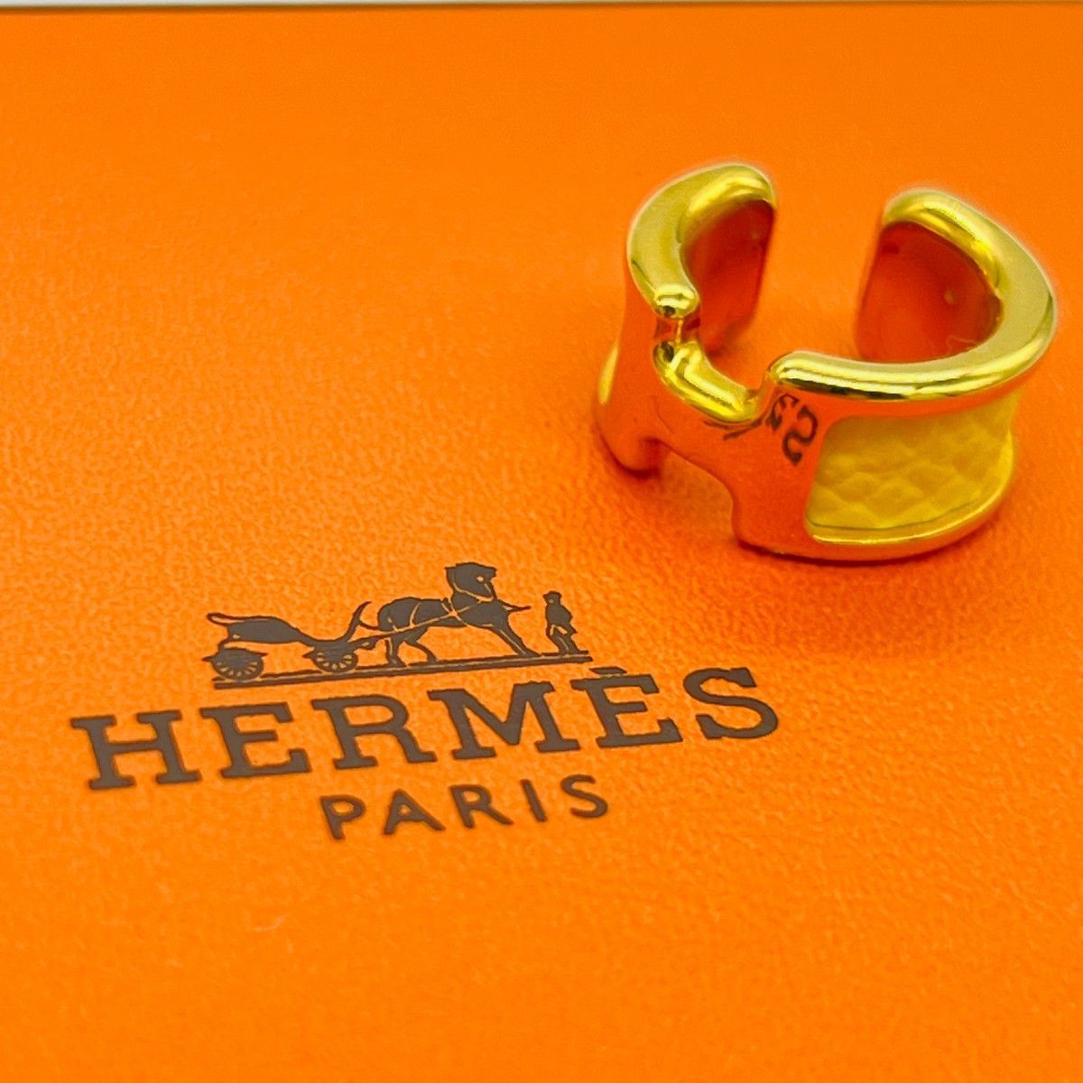 エルメス HERMES イヤーカフ イヤリング オランプ イエロー ゴールド