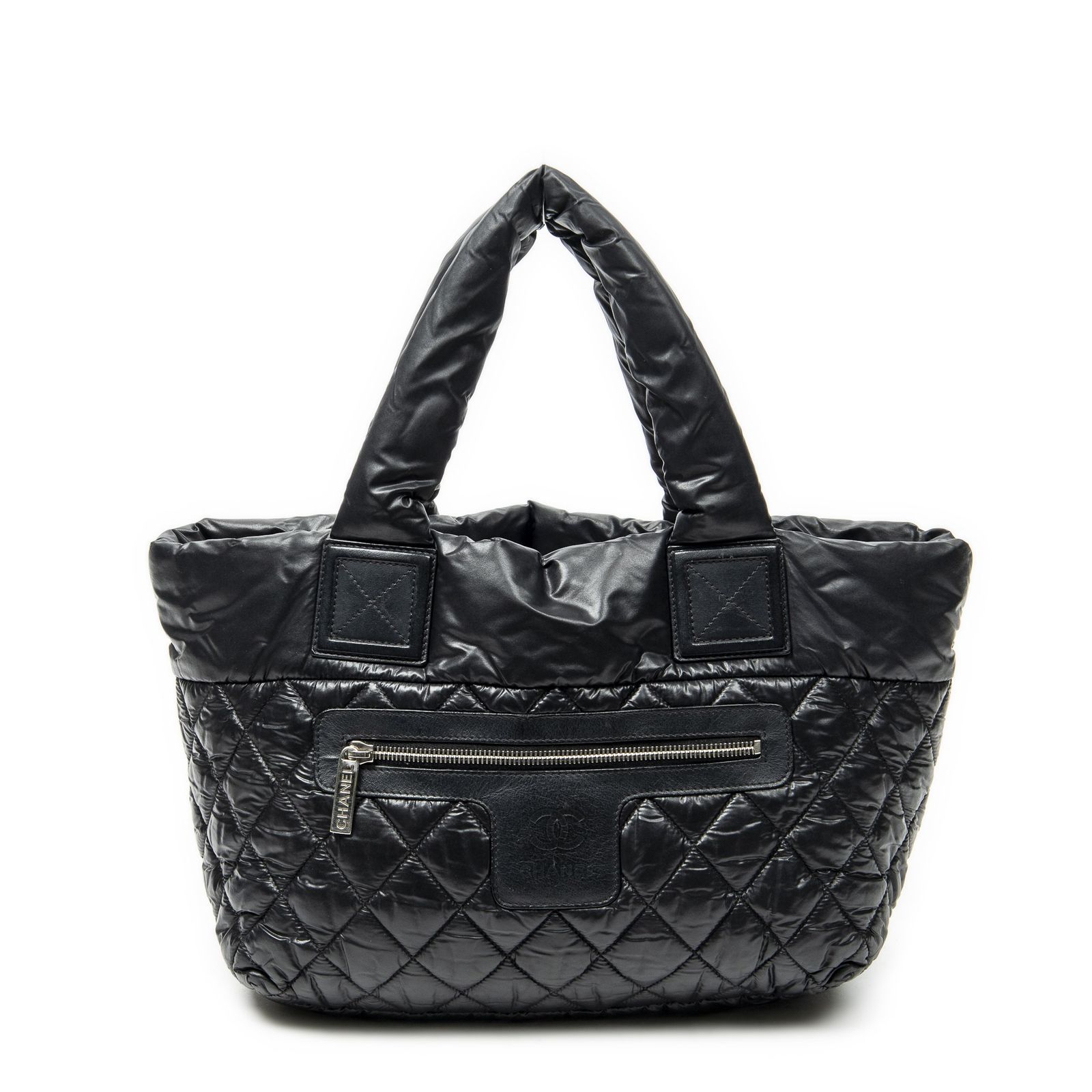 [中古] CHANEL シャネルスモール ココ コクーン リバーシブル トート黒ナイロンマトラッセキャンバスA