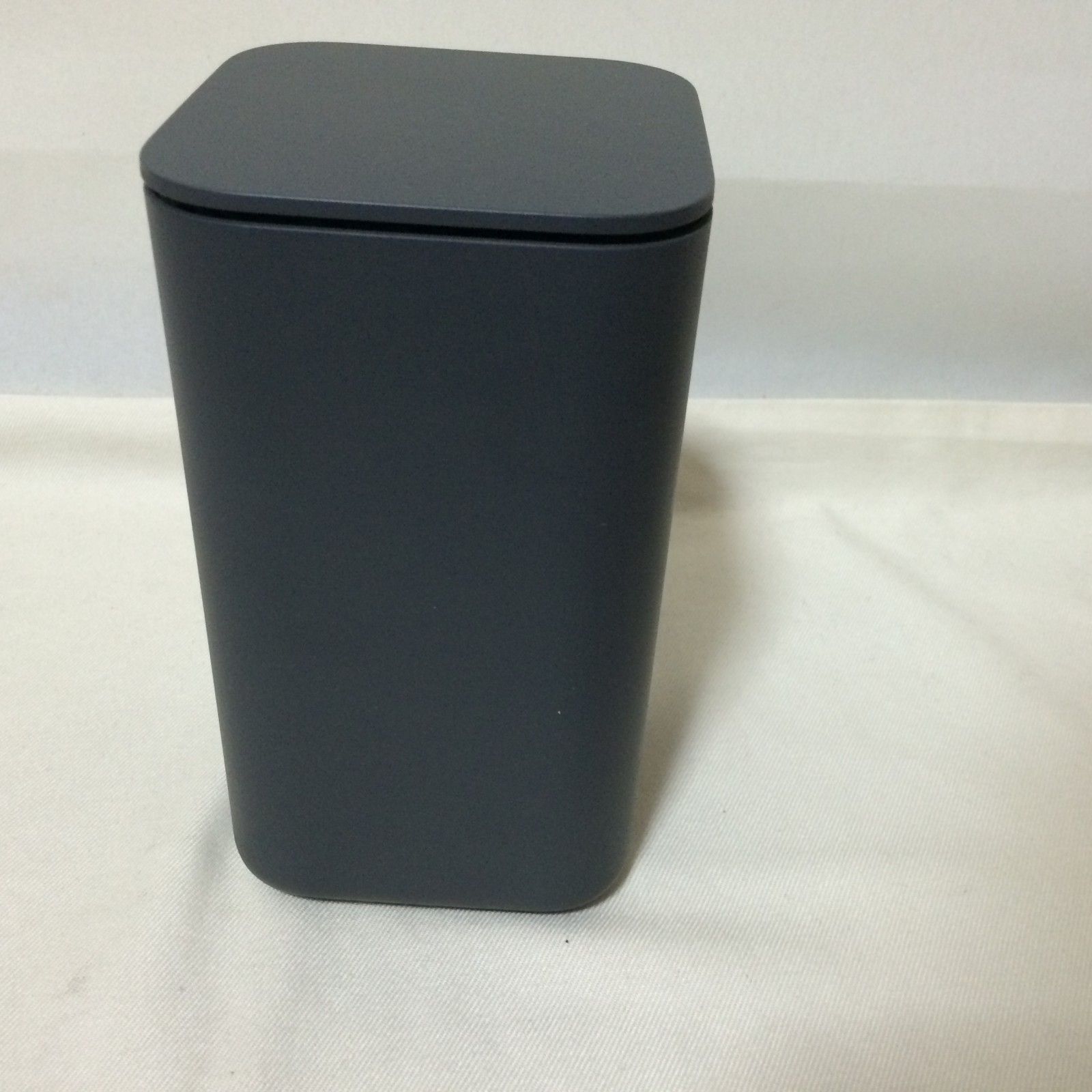 美品】docomo home 5G HR02 ダークグレー - メルカリ