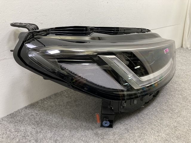 ホンダ ZR-V RZ4 RZ6 RZ3 RZ5 右ヘッドライト 送料2000円 ZR-V 純正