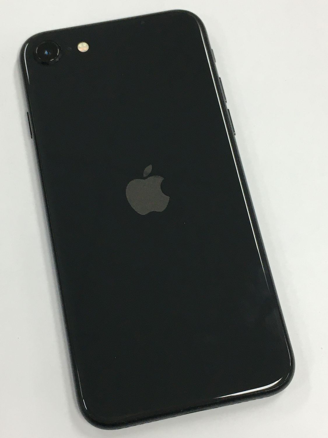 美品Aランク】iPhone SE2 64GB SIMフリー ブラック - メルカリ