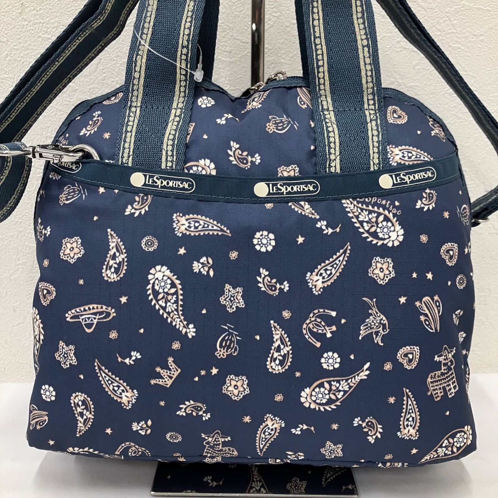 5146　【美品】　LeSportsac　レスポートサック　2way　ショルダーバッグ　ハンドバッグ　ネイビー　ブルー　ペイズリー　サボテン　レディース　軽量
