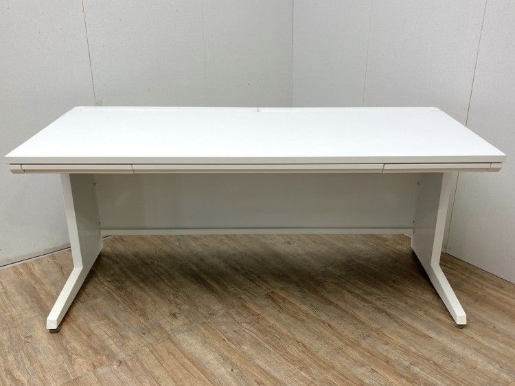 【中古品】オカムラ アドバンスシリーズ 1600平デスク ホワイト