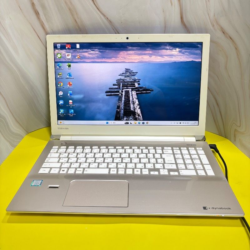 快速SSD240GB Win11 i5 8GB Office 即 完品＆美品】テレワーク対応 東芝 Core i5 SSD240GB メモリ8GB Win11
