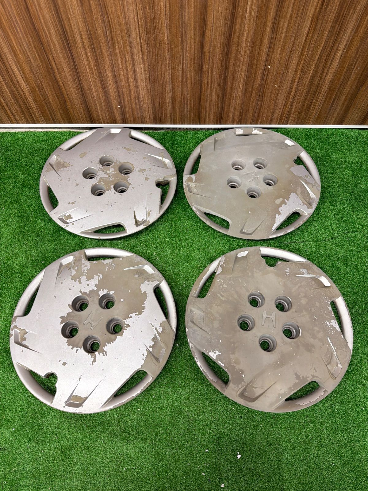 ホンダ　ステップワゴン　RF3 純正　ホイールキャップ　44733-S47A-0000 4枚セット　 (1834)