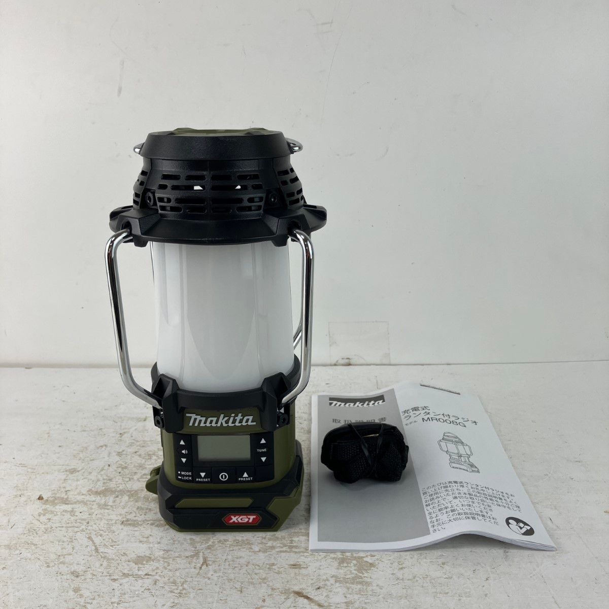 MAKITA マキタ 40v 充電式ランタン付ラジオ ※バッテリー、充電器無し MR008G オリーブ