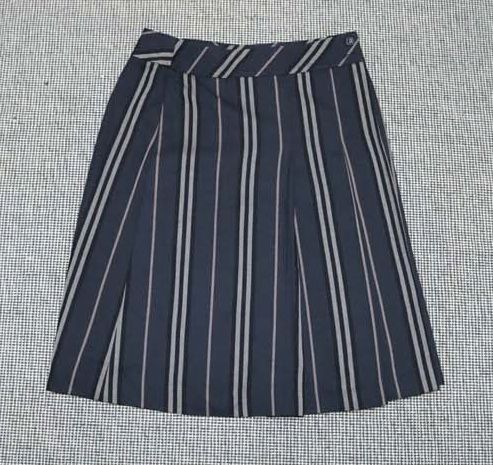 バーバリー正規品 スカート 28 29