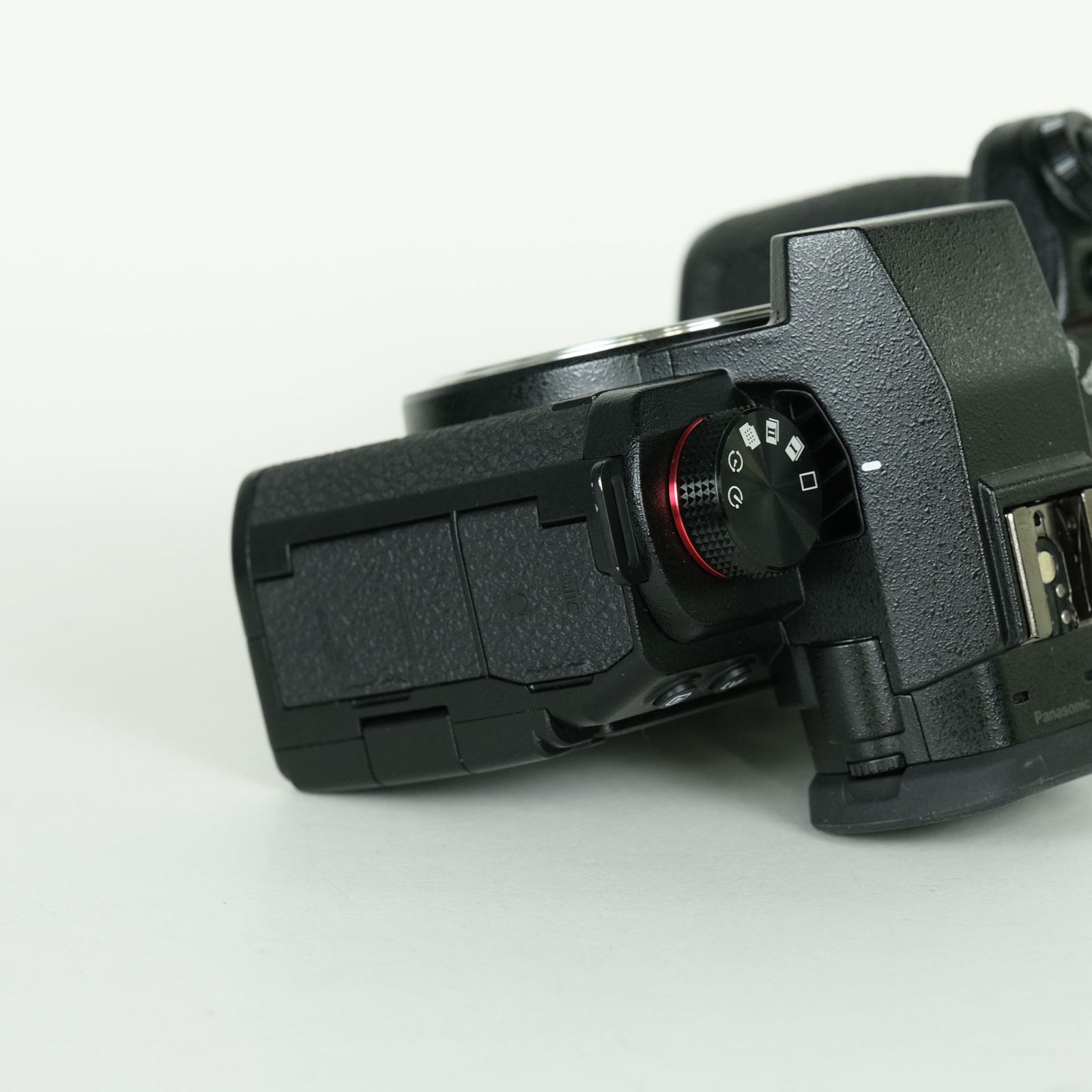 美品 | シャッター数2,103回｜バッテリー2個付] Panasonic LUMIX S5II