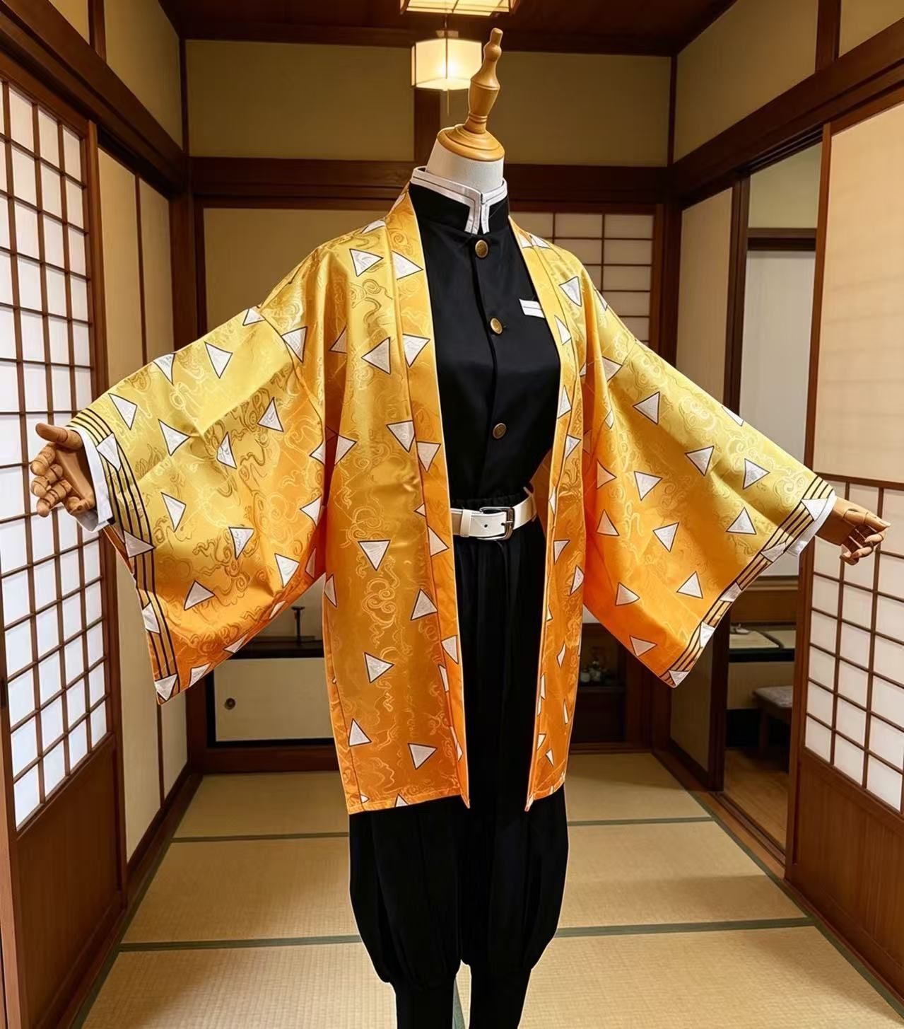 鬼滅の刃 我妻善逸 コスプレ衣装フルセット 三角模様羽織付き 高品質