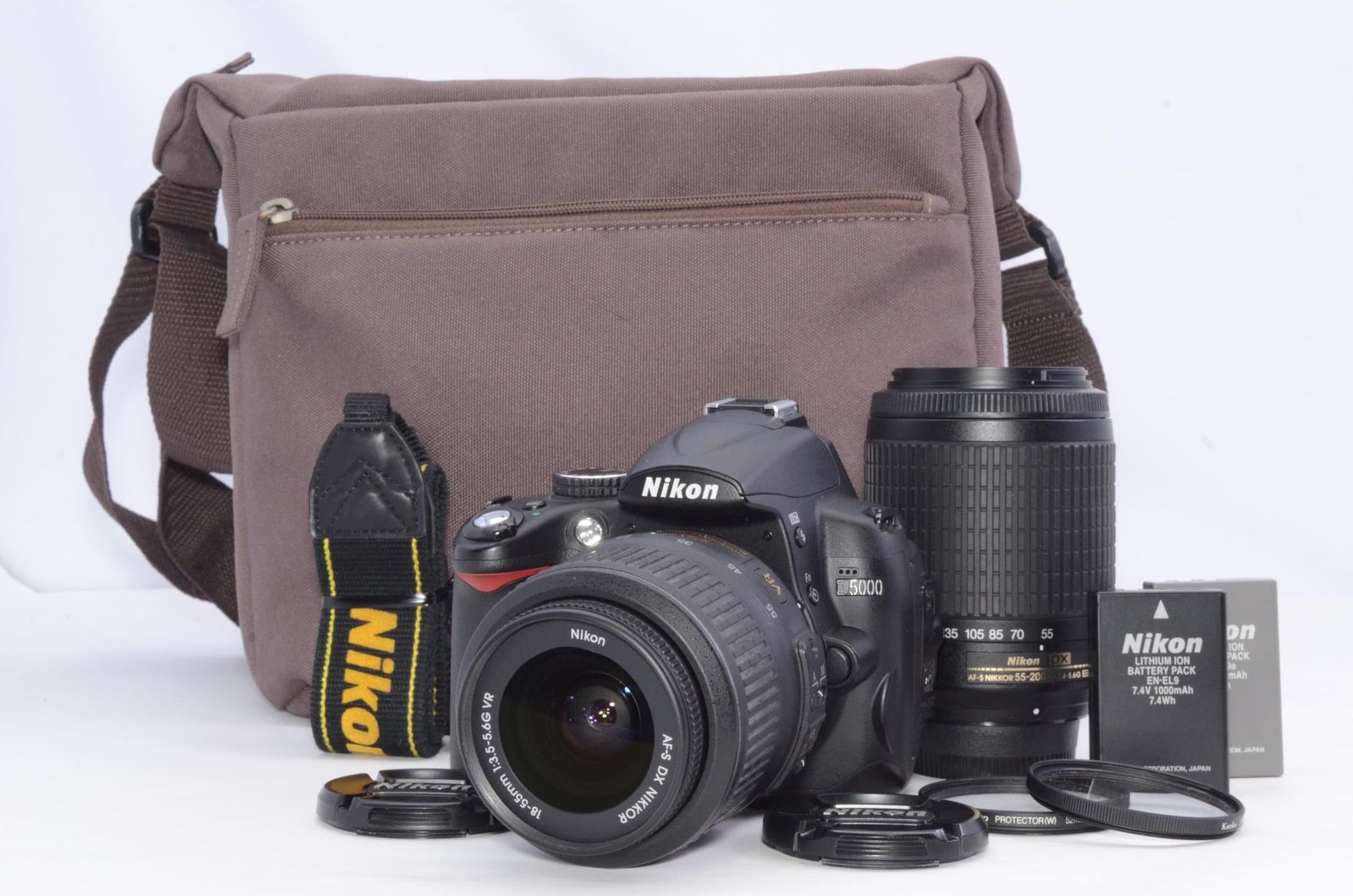 Nikon D5000 ダブルズームキット 望遠撮影も楽しめる入門機 実用良好