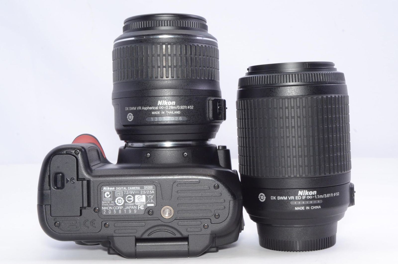 Nikon D5000 ダブルズームキット 望遠撮影も楽しめる入門機 実用良好