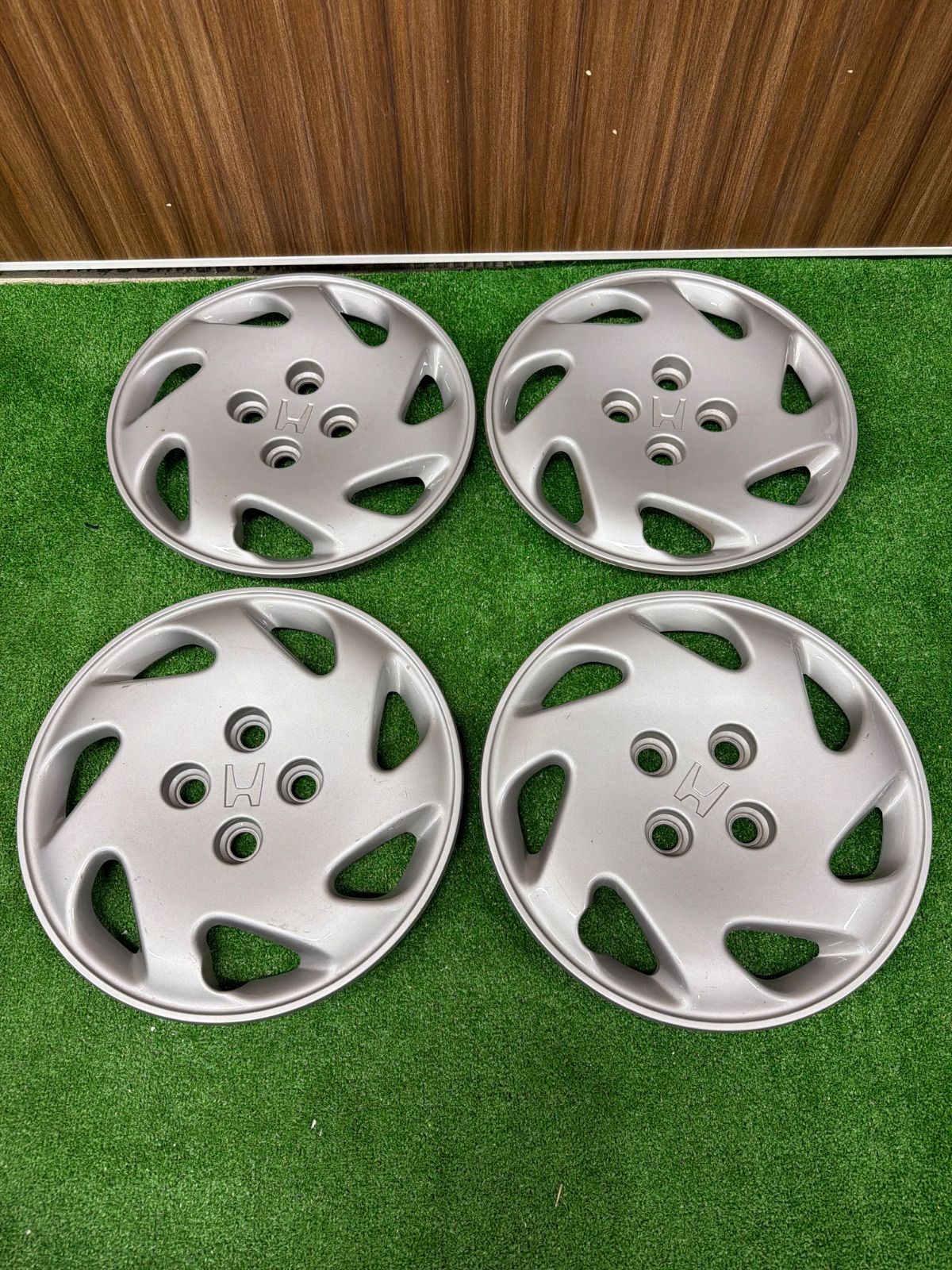 ホンダ 純正 ホイールキャップ 4枚セット 44733-ST7-9600 (1841)