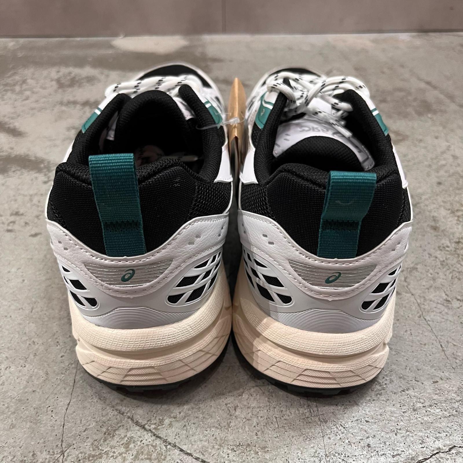 未使用 asics GEL-NUNOBIKI ゲルヌノビキ スニーカー アシックス