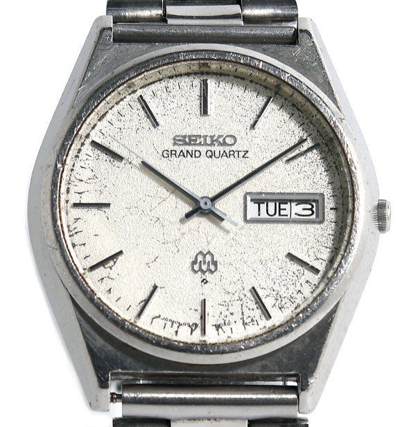 電池交換済 SEIKO セイコー グランドクォーツ 9943-8030 デイデイト シルバー色文字盤 クオーツ メンズ