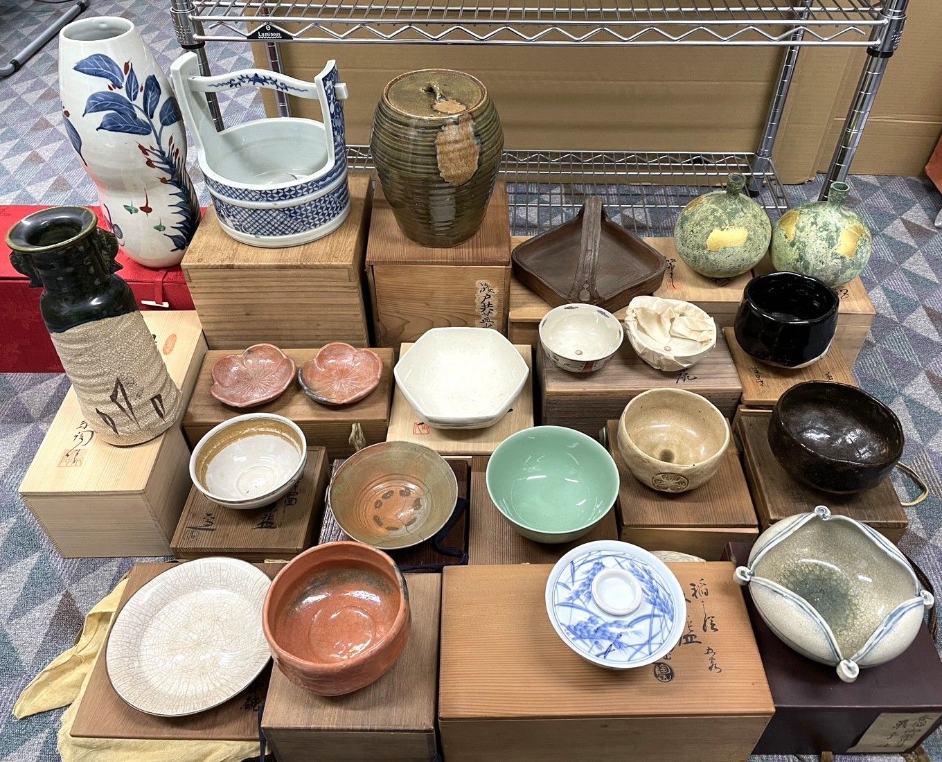 陶磁器まとめて 茶碗 花器 小鉢セット 小皿セット 骨董 古物 木箱入り