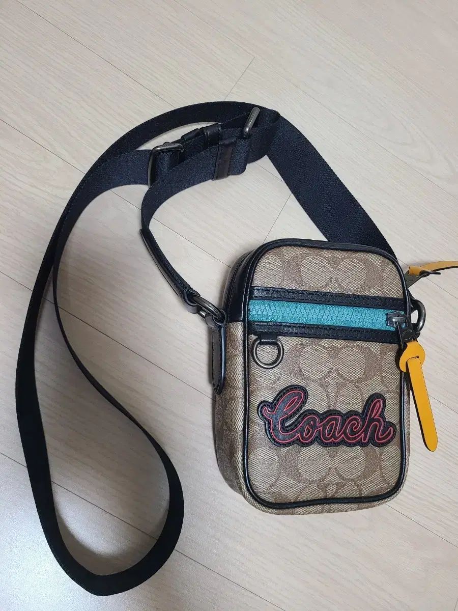 COACH クロスバッグ