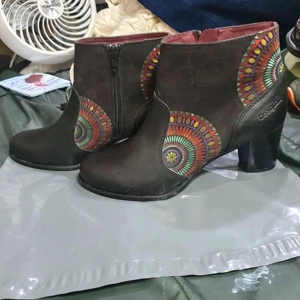 スペイン) Desigual アンクルブーツ
