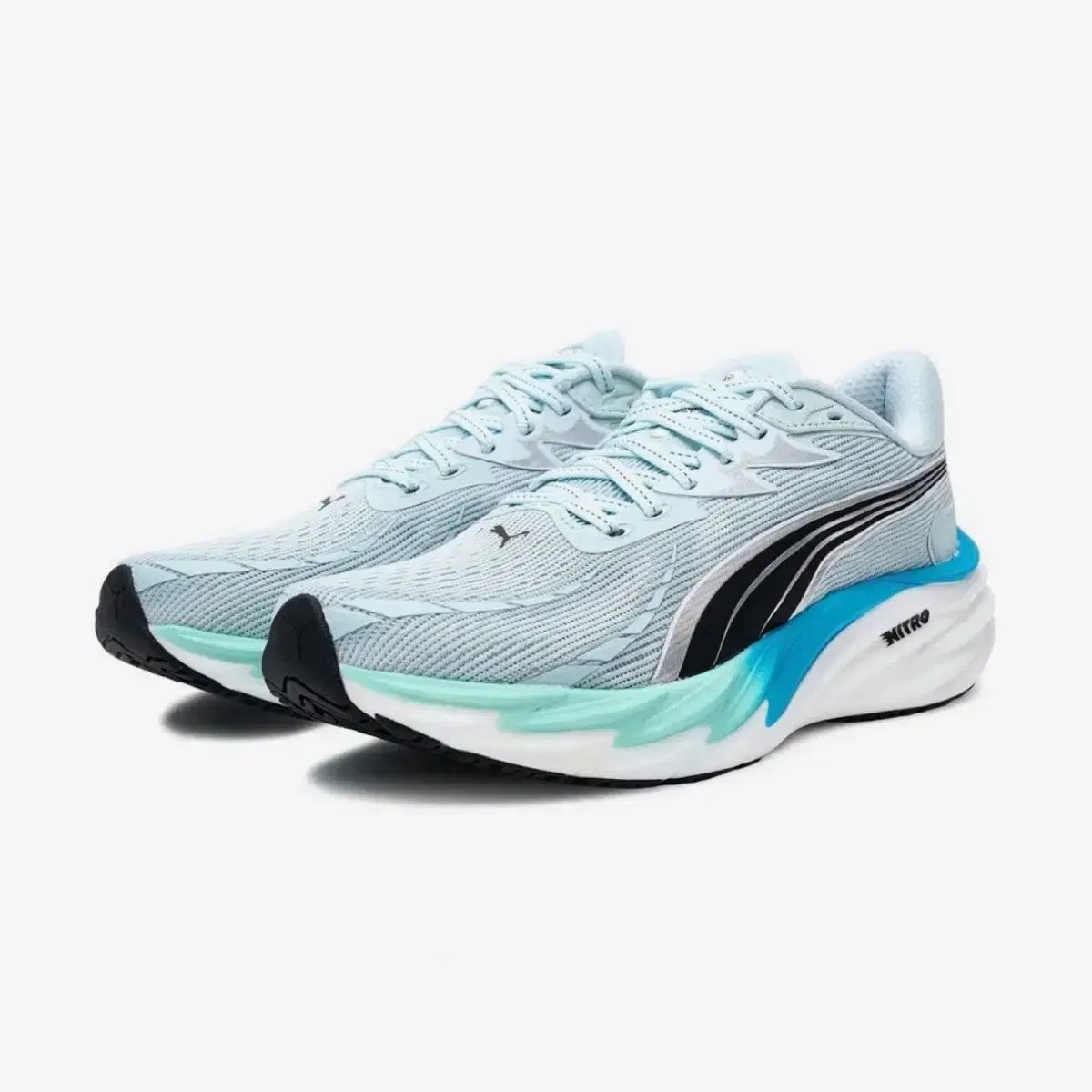新商品 PUMA プーマ ベロシティ ニトロ 4 ワイド ランニングシューズ 出品
