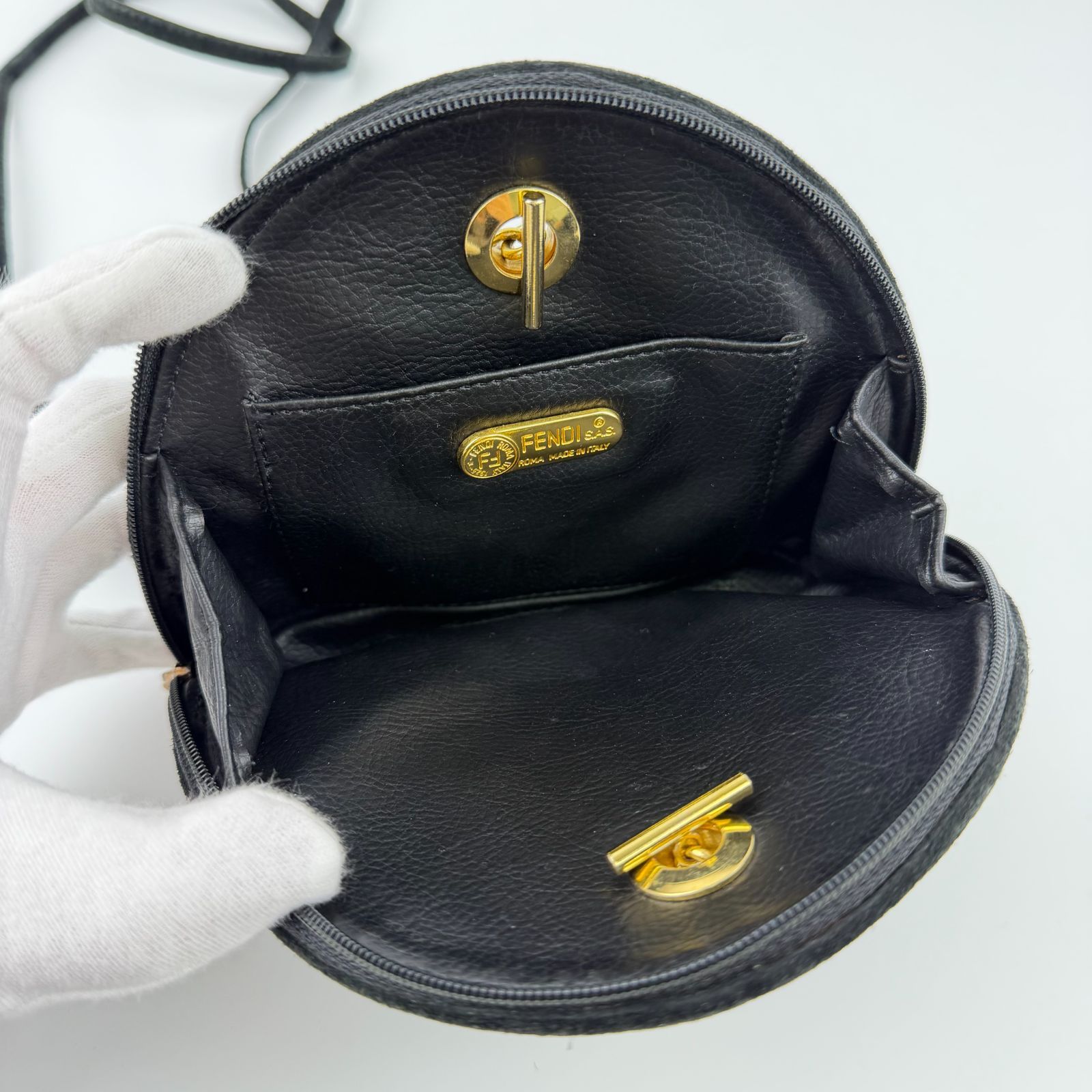 FENDI スエードショルダーバッグ ブラック レザー レディース 