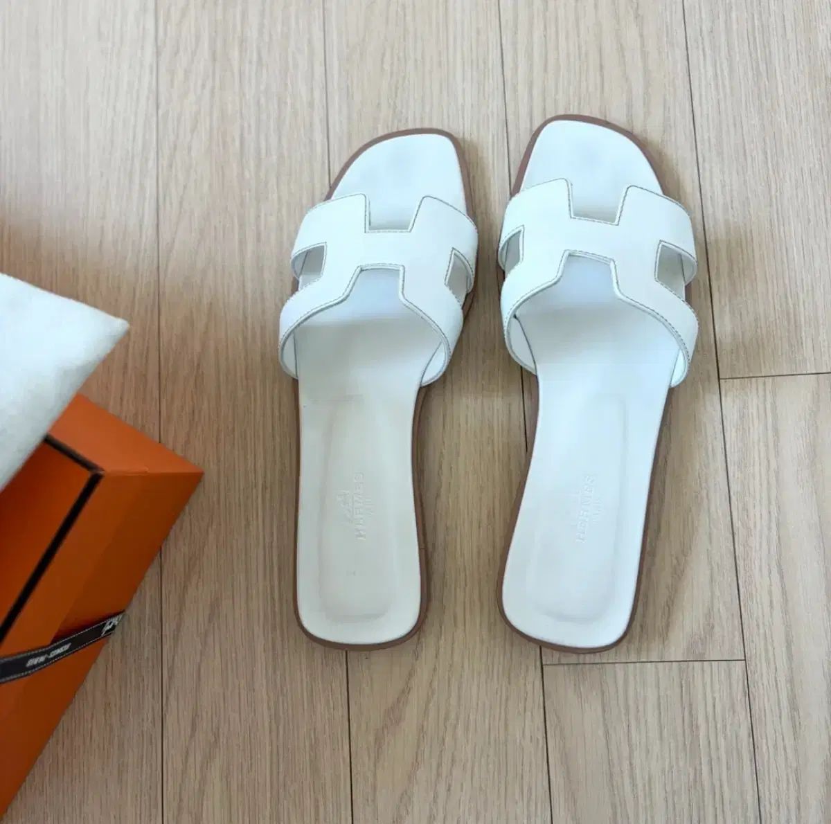 (正規品) Hermes サンダル スリッパ (38)