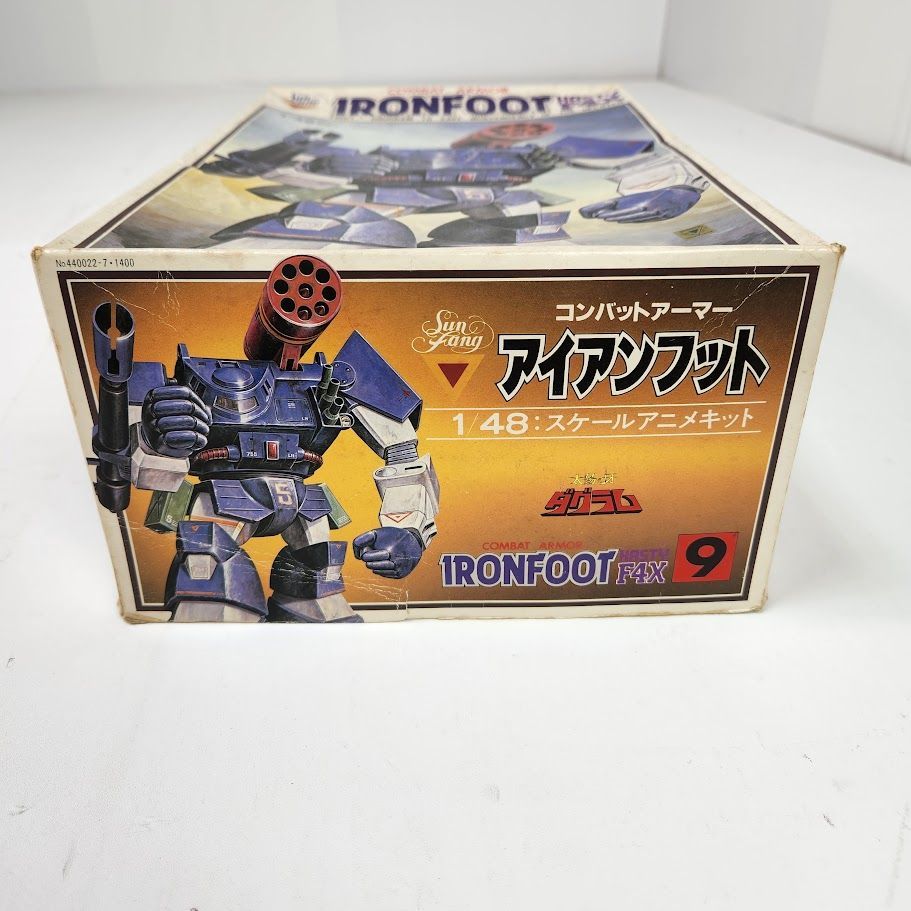 【未開封品】1/48 アイアンフット　ブロックヘッド　太陽の牙ダグラム　タカラ