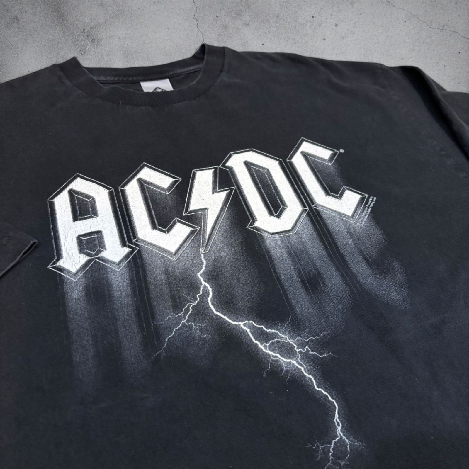 00s AC/DC THUNDER S/S TEE BLK XL エーシー・ディーシー サンダー ヘヴィメタル バンドT 半袖Tシャツ 黒 雷 古着
