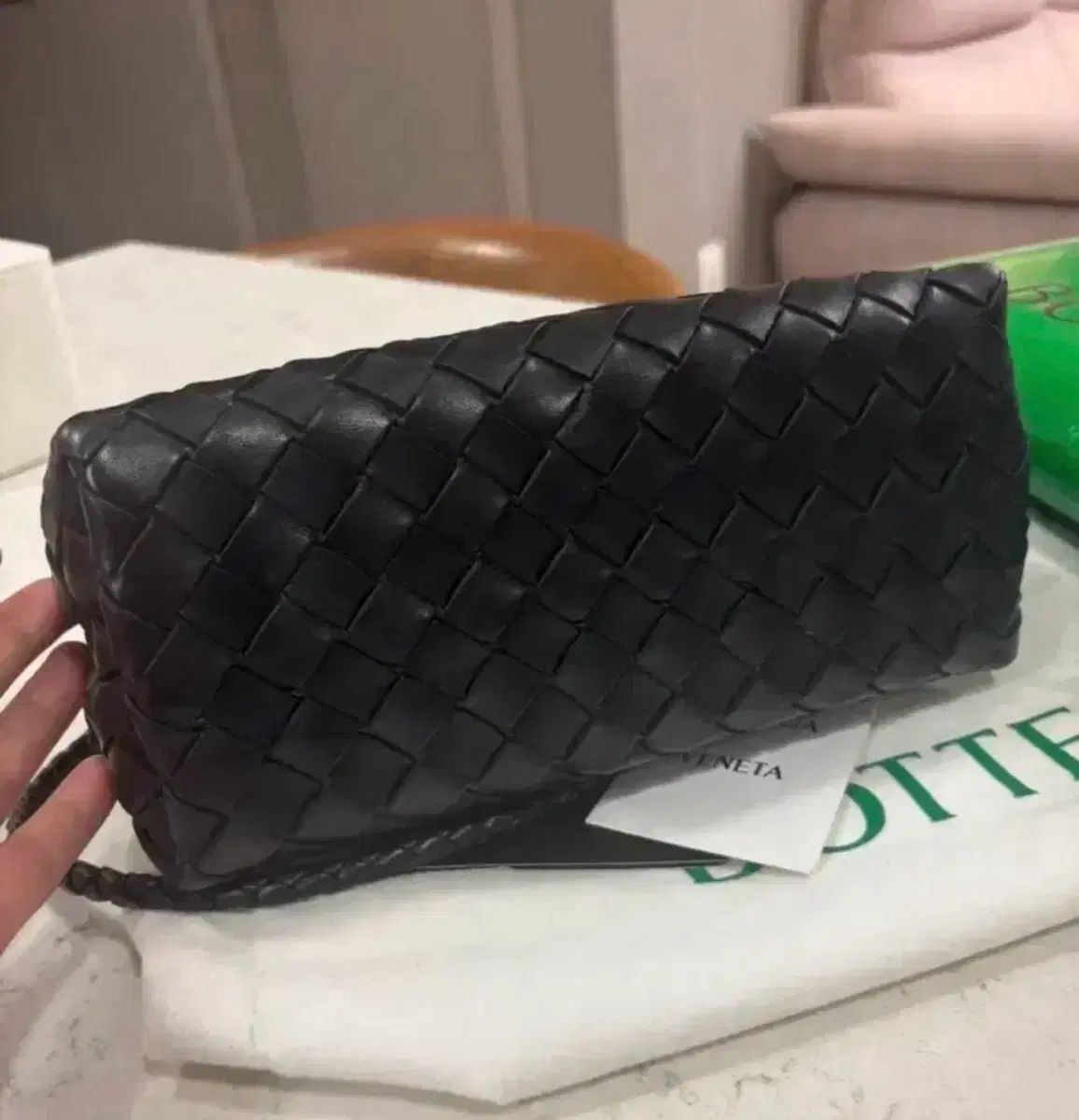 BOTTEGA VENETA ボッテガ・ヴェネタ アンドゥアモ スモール ブラック 出品