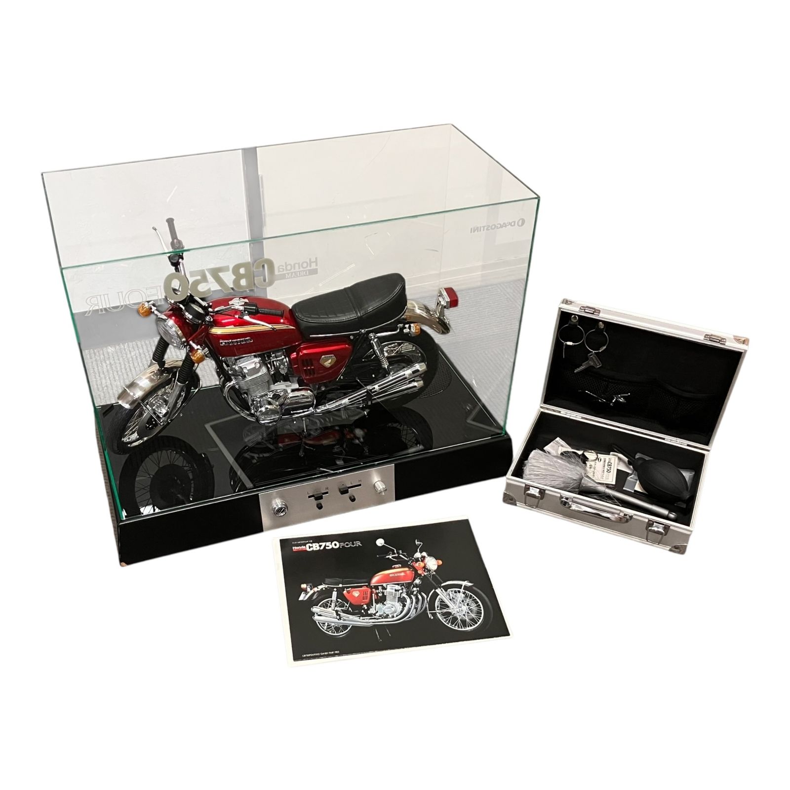 ■美品 デアゴスティーニ Honda CB750 FOUR 1/4 完成品 ガラスケース付 サウンド動作確認済み メンテナンスキット付2634203,2634203