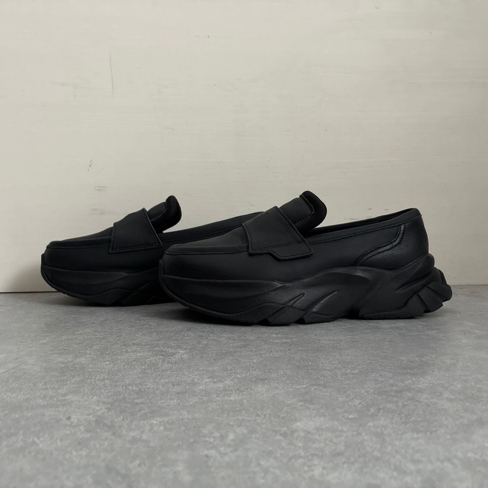 PUMA LOAFYR WNS プーマ ローファー ウィメンズ ブラック プーマ 24.5