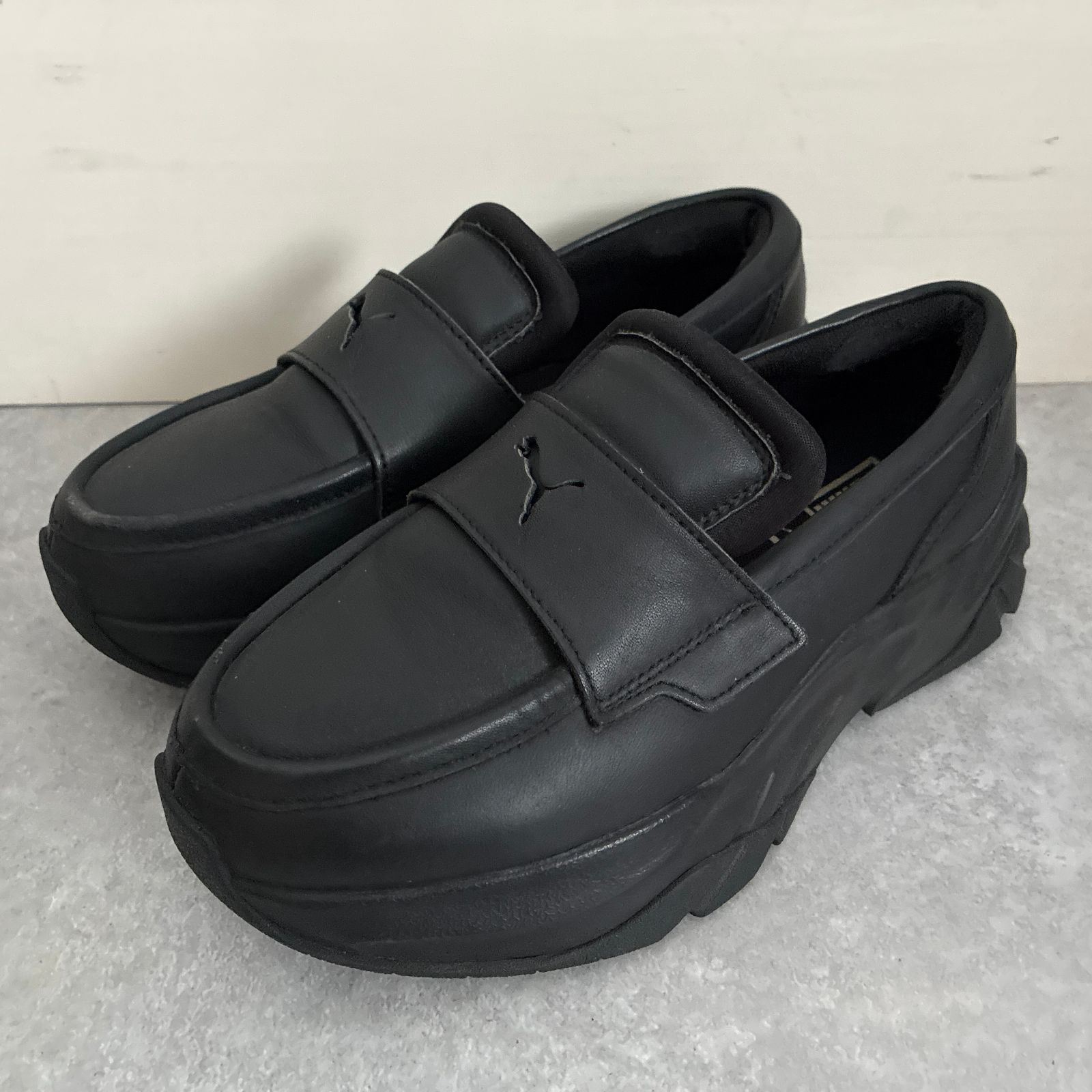 PUMA LOAFYR WNS プーマ ローファー ウィメンズ ブラック プーマ 24.5