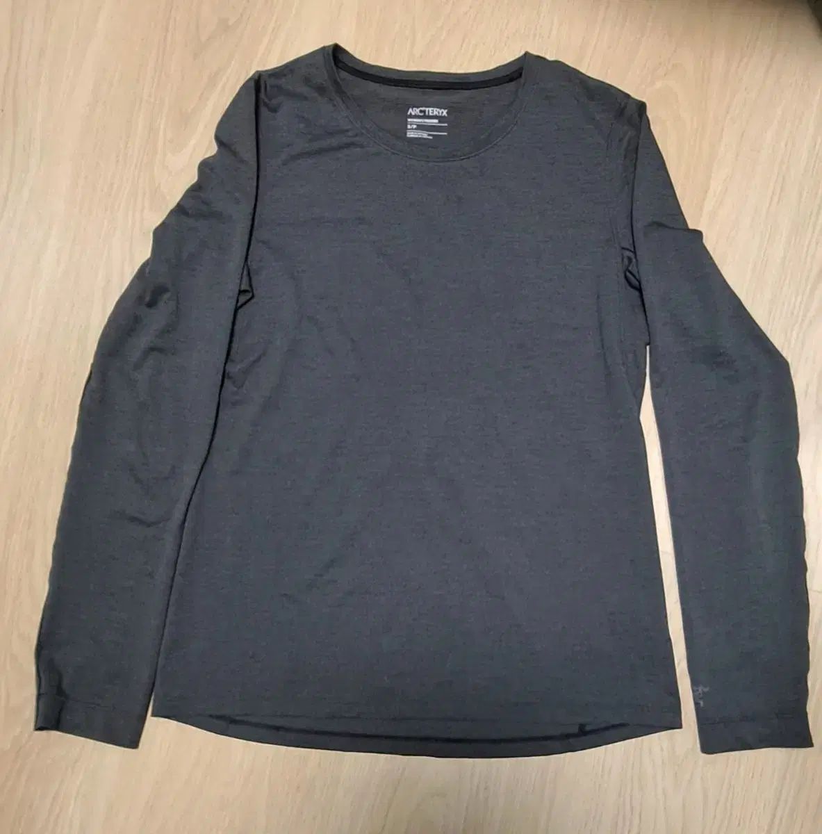 ARC'TERYX アークテリクス 長袖 Tシャツ