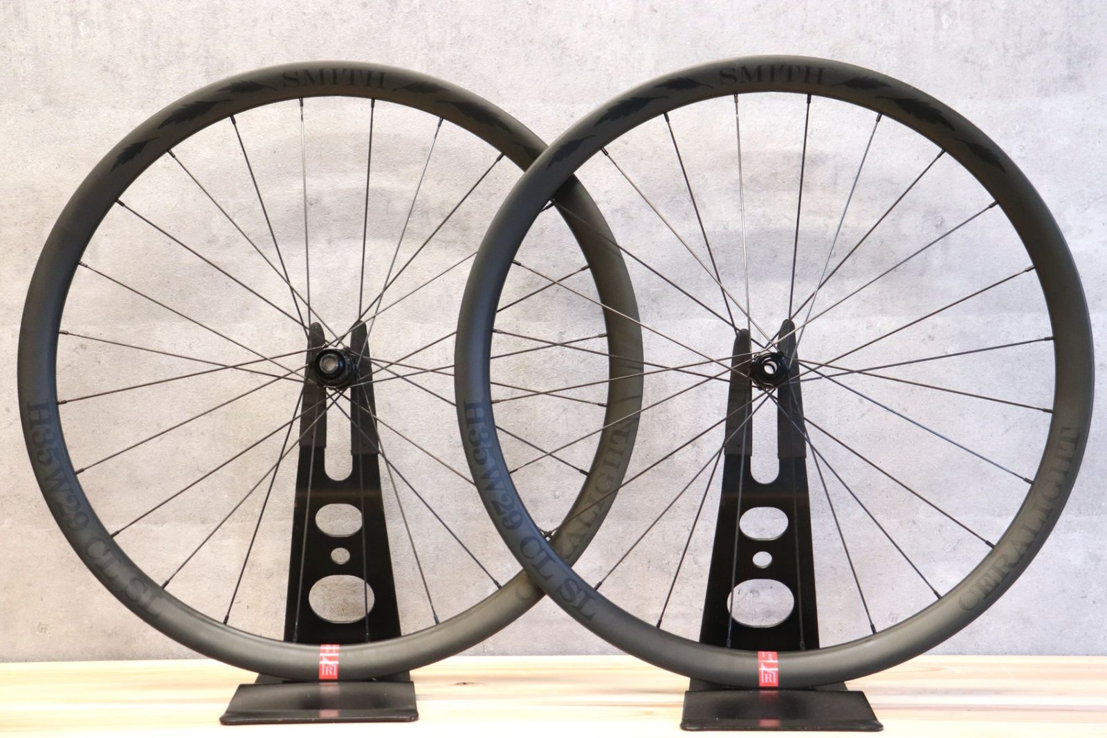 スミス SMITH セラライト CERALIGHT H35W29SAP カーボン チューブレス