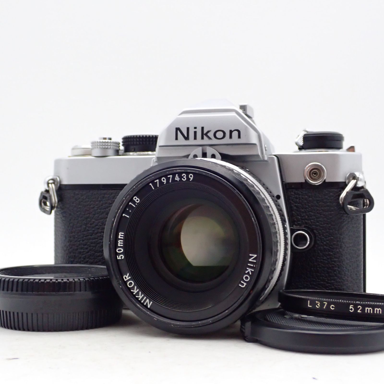 美品 コレクター向け D刻印セット Nikon FM シルバー 一眼レフフィルムカメラ 2281029 Ai Nikkor 50mm f1.8 標準 単焦点 マニュアル オールドレンズ 1797439 デモ機セット