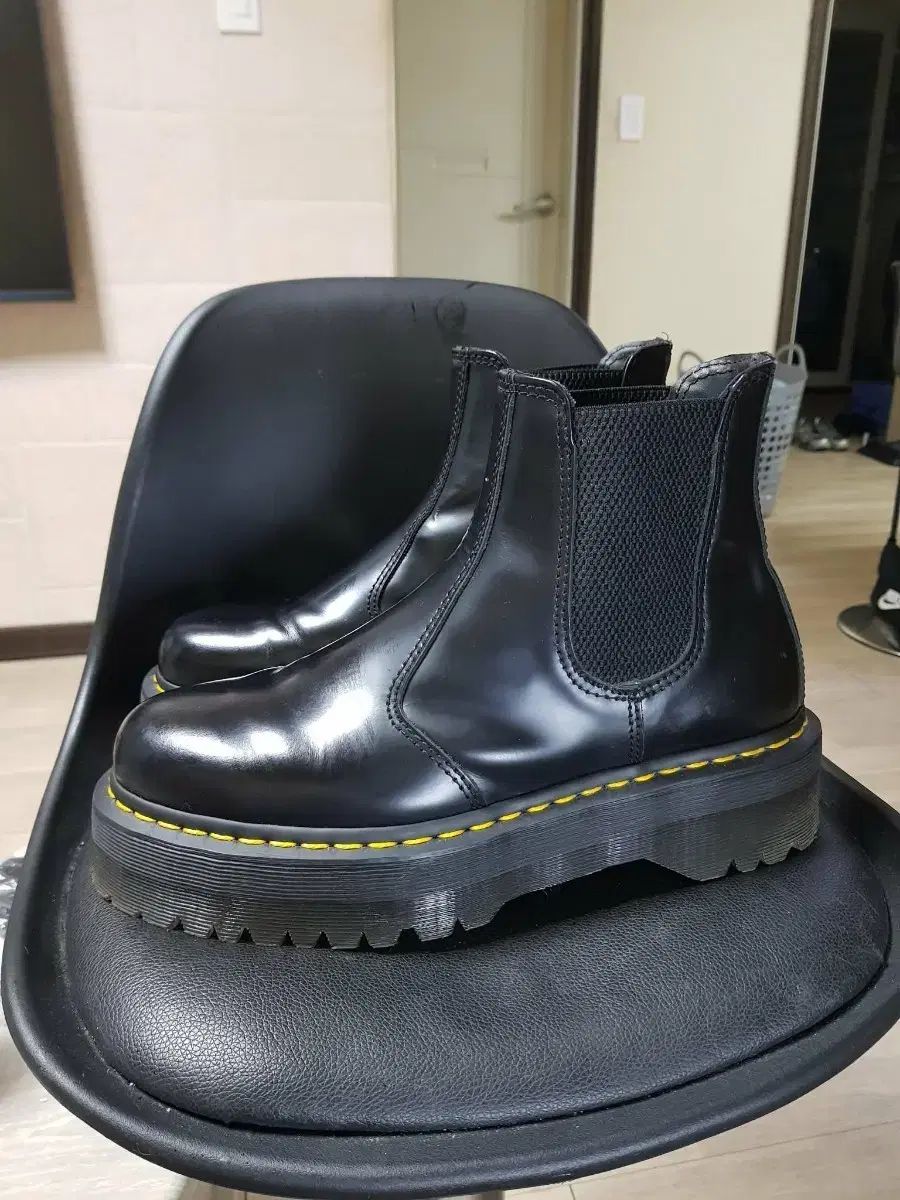 DR. MARTENS ドクターマーチン 2976 チェルシー ブーツ ブラック 265 270