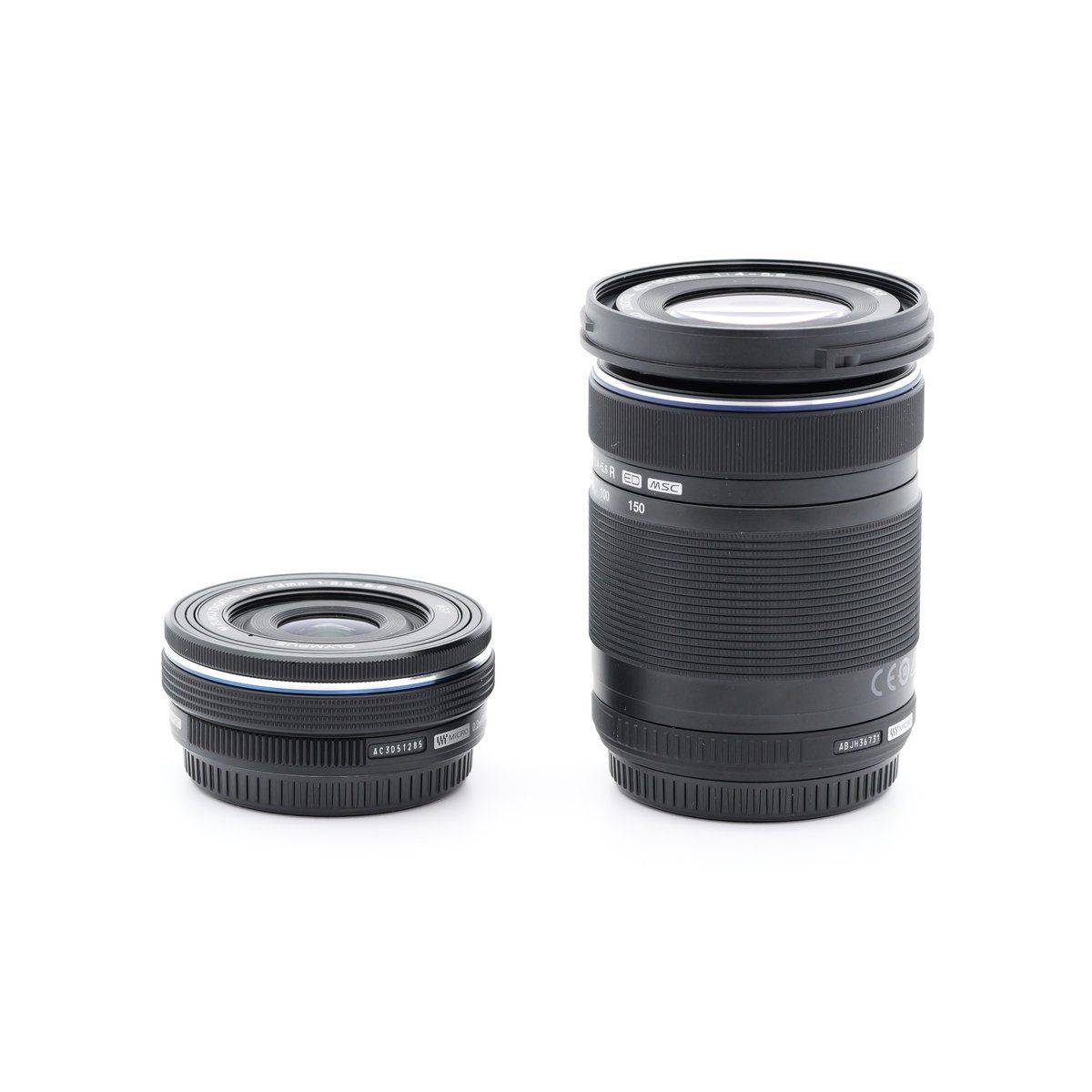 ショット数2,424回 OLYMPUS OM-D E-M10 Mark III ダブルズームレンズ