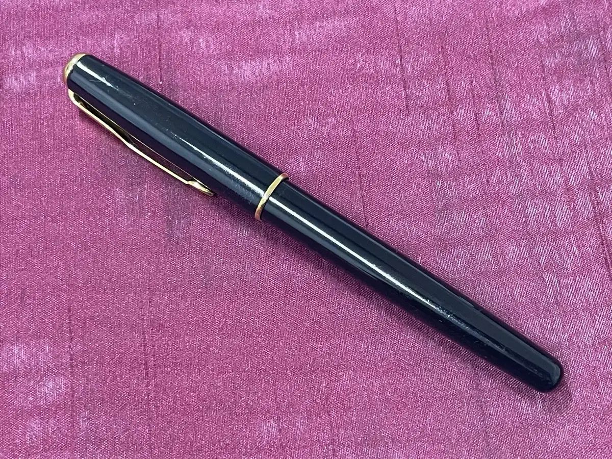 パーカ 万年筆 ソネット ブラックラッカー GT 18K Mニブ